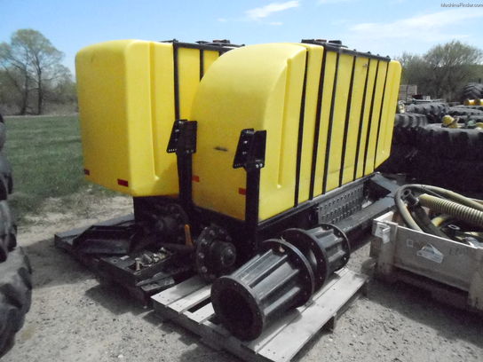 2010 Demco Side Qwest Tanks