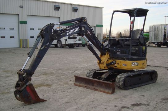 2006 John Deere 27D