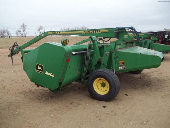  John Deere 1600A