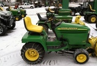 2000 John Deere 325