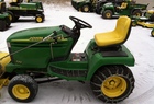 2000 John Deere 325