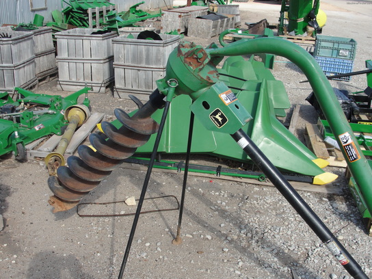  John Deere 31B