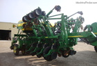2004 John Deere 1790