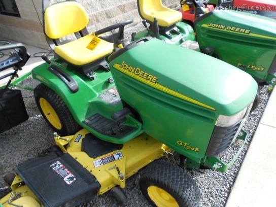2002 John Deere GT245