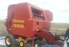 2001 New Holland 688