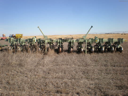 2003 Orthman 836-015