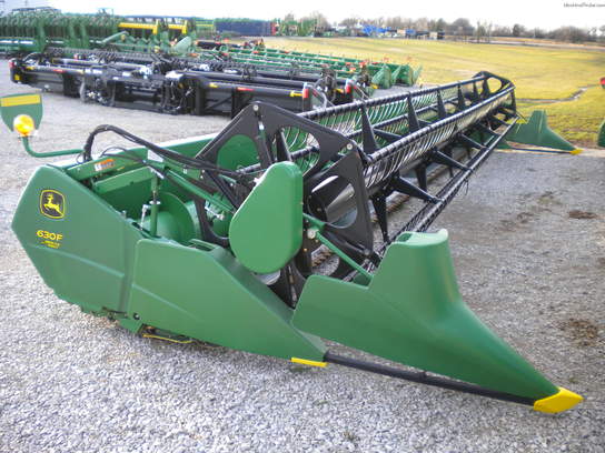 2011 John Deere 630F