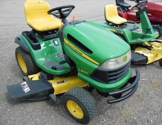 2010 John Deere LA165