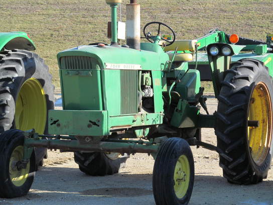 1962 John Deere 3010
