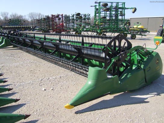 2005 John Deere 635F