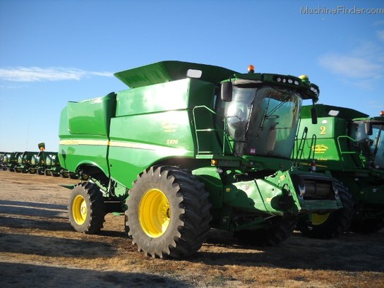 2012 John Deere S670