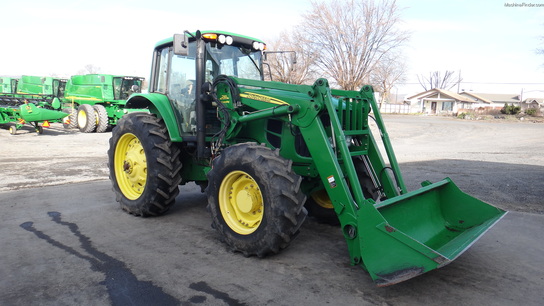 2007 John Deere 7430 Premium & Loader