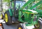 2000 John Deere 7410