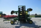 2004 John Deere 1690