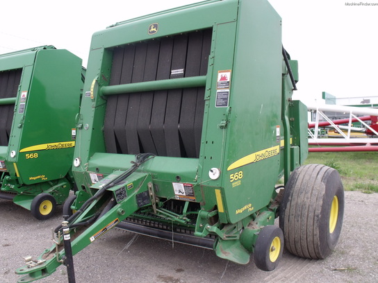 2009 John Deere 568