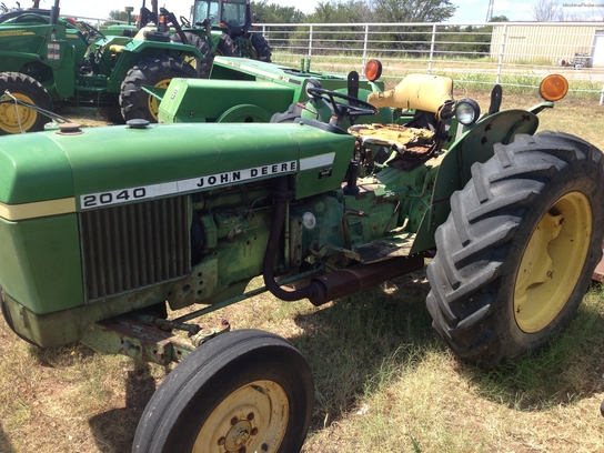 1980 John Deere 2040