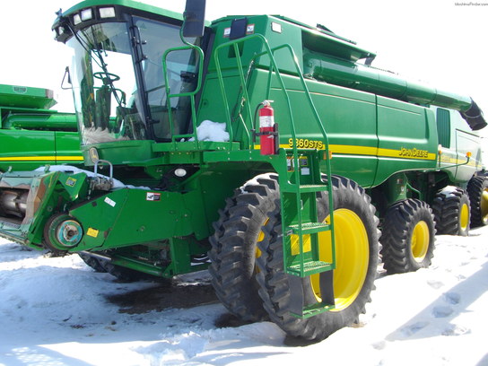 2005 John Deere 9860