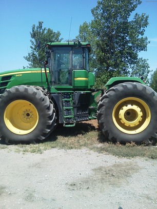 2011 John Deere 9430