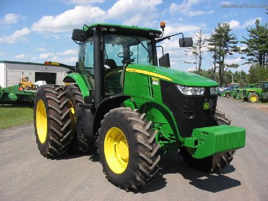 2011 John Deere 7200R