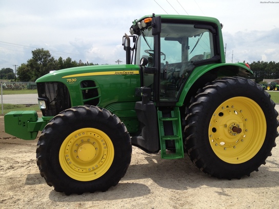 2010 John Deere 7530 Premium