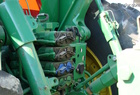 2011 John Deere 7215R