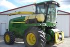 2006 John Deere 7400