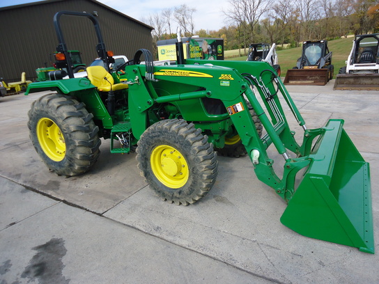 2010 John Deere 5055E