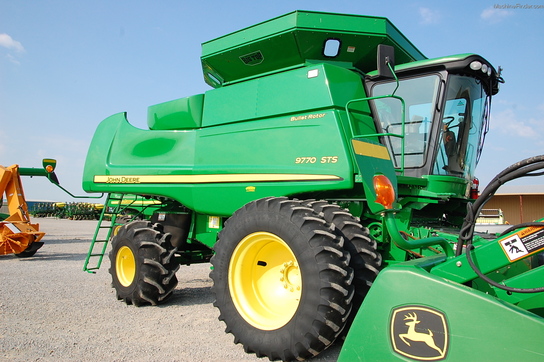 2009 John Deere 9770 STS