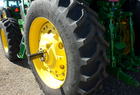 2011 John Deere 7330