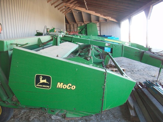 1995 John Deere 820