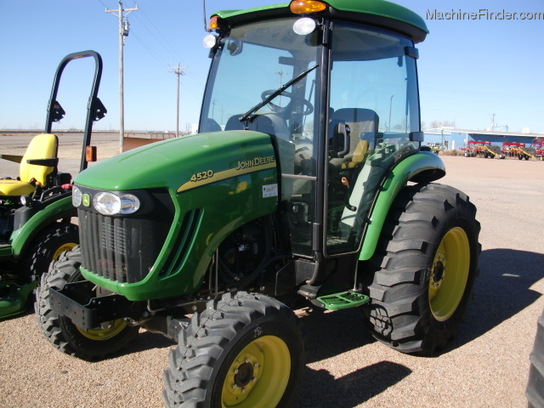 2012 John Deere 4520