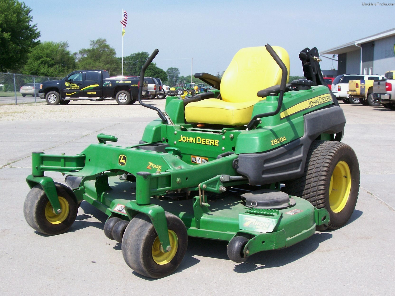2008 John Deere Z820A Lawn & Garden and Commercial Mowing John Deere