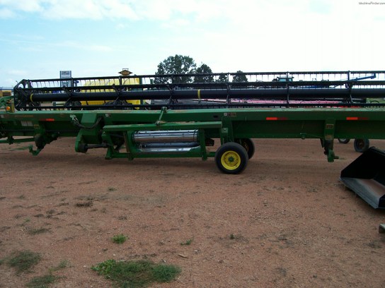 2005 John Deere 936D