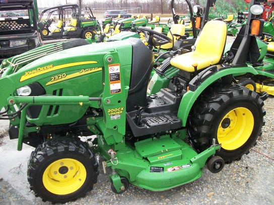2007 John Deere 2320