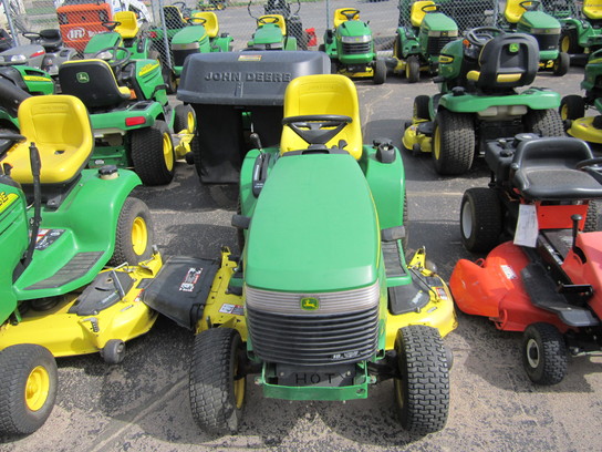 2004 John Deere LX280