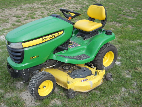 2008 John Deere x340