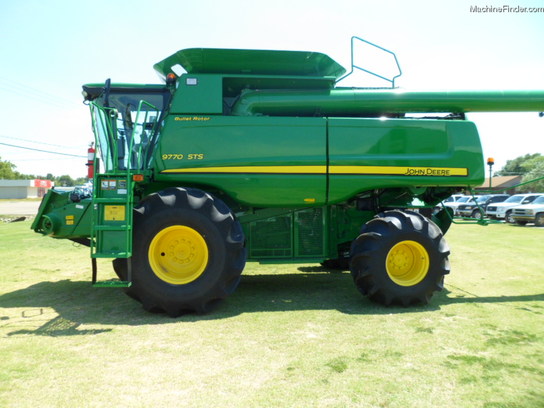 2011 John Deere 9770STS