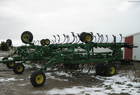 2009 John Deere 2210