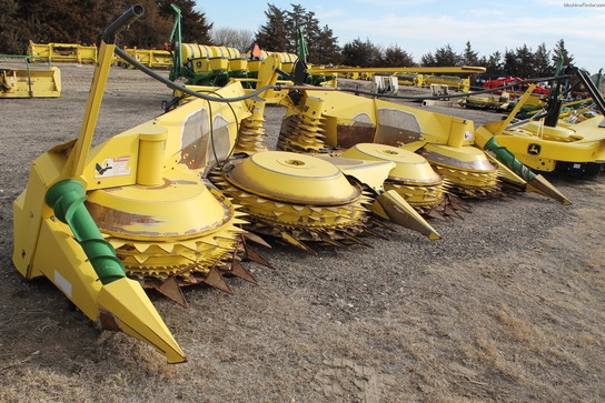 2006 John Deere 678
