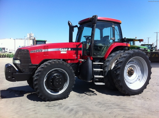 2004 Case IH MX255