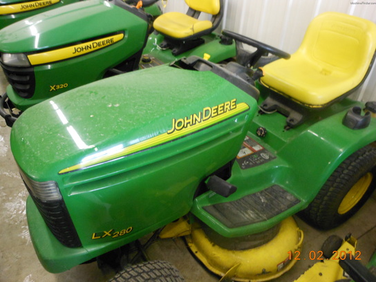 2005 John Deere LX280
