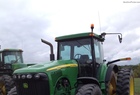 2002 John Deere 8220
