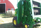 2011 John Deere 568
