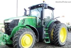 2011 John Deere 7230R