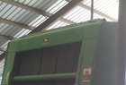 2001 John Deere 567