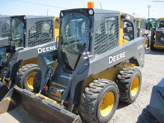 2012 John Deere 320D