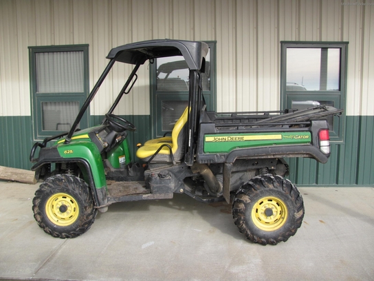 2011 John Deere XUV 625I GREEN