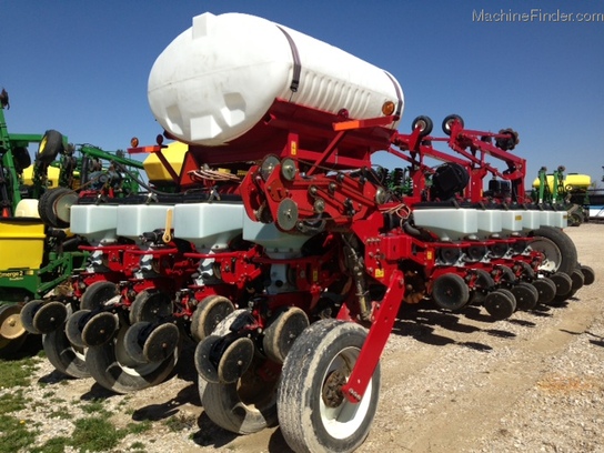 2008 White 8816