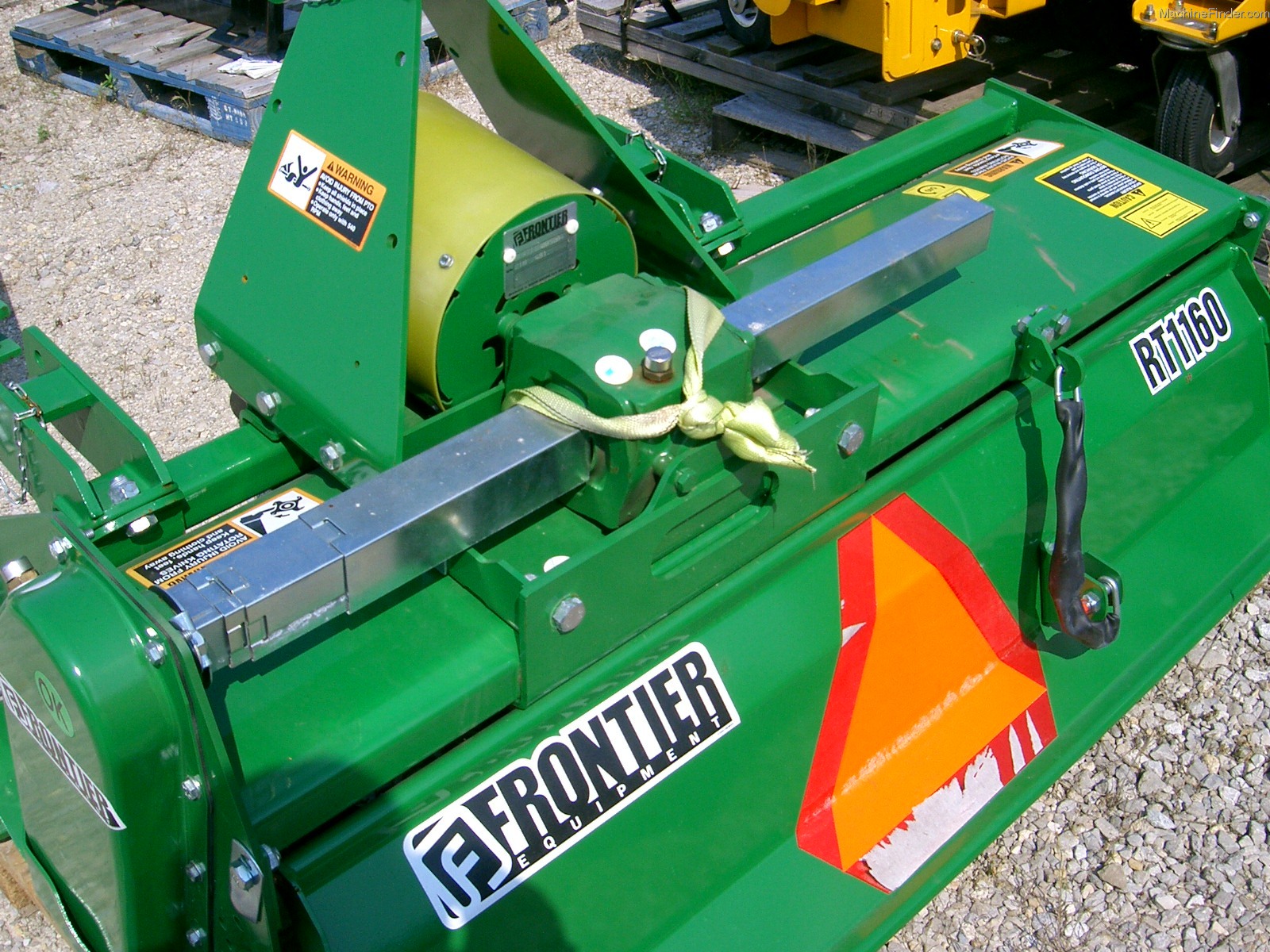 2009 John Deere RT11 Lawn & Garden and Commercial Mowing John Deere