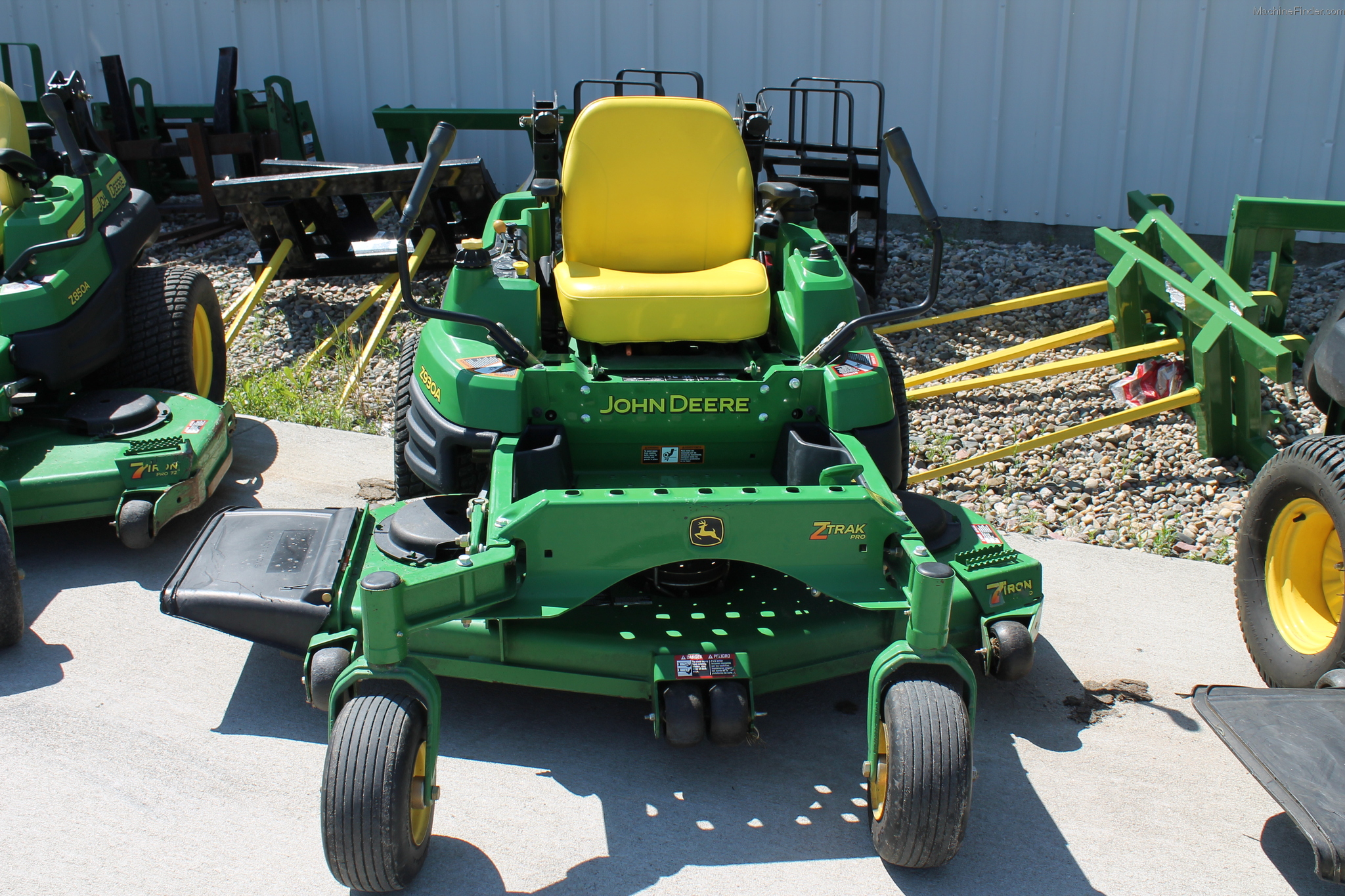 2011 John Deere Z930A Lawn & Garden and Commercial Mowing John Deere